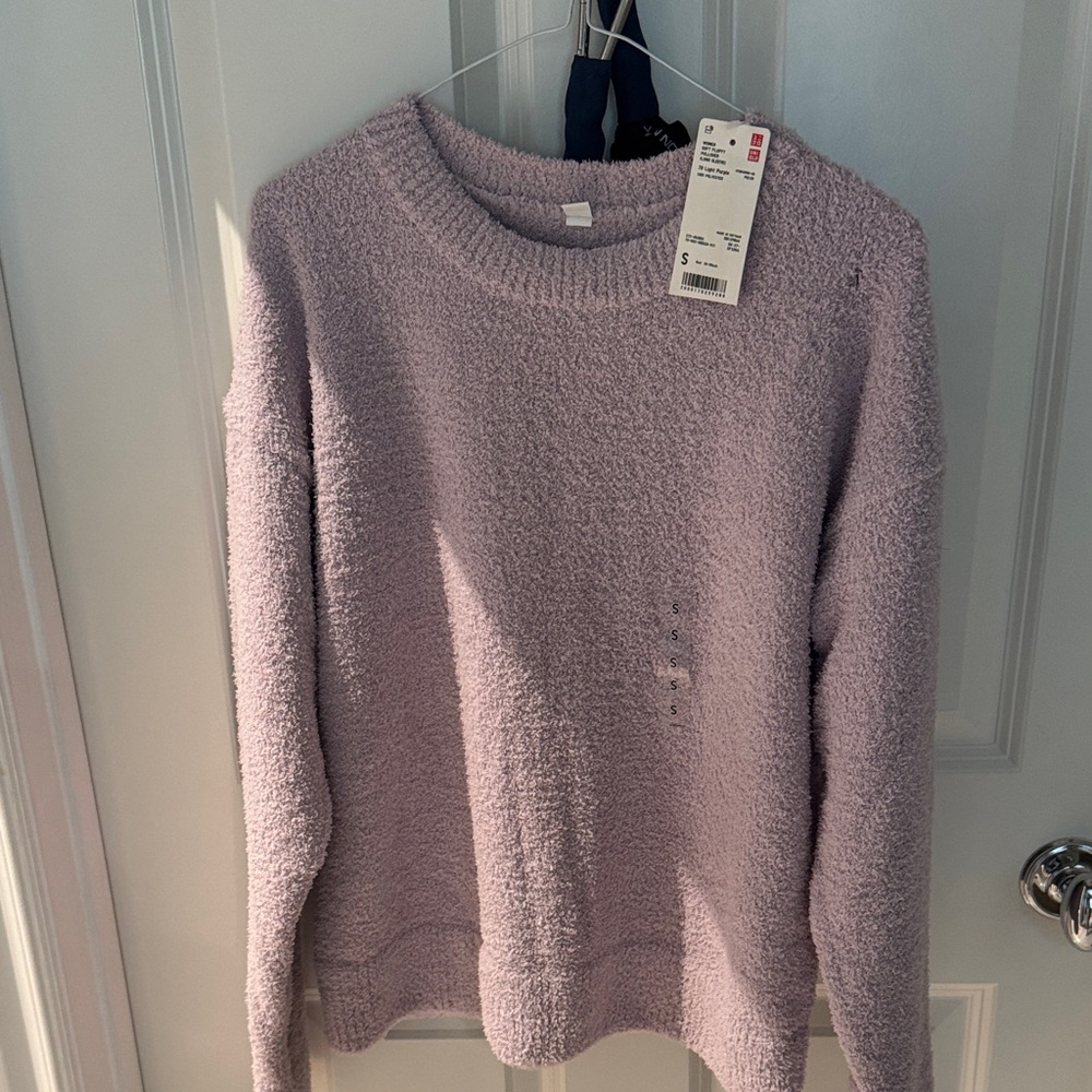 Uniqlo Soft Purple Crew Neck Sweater